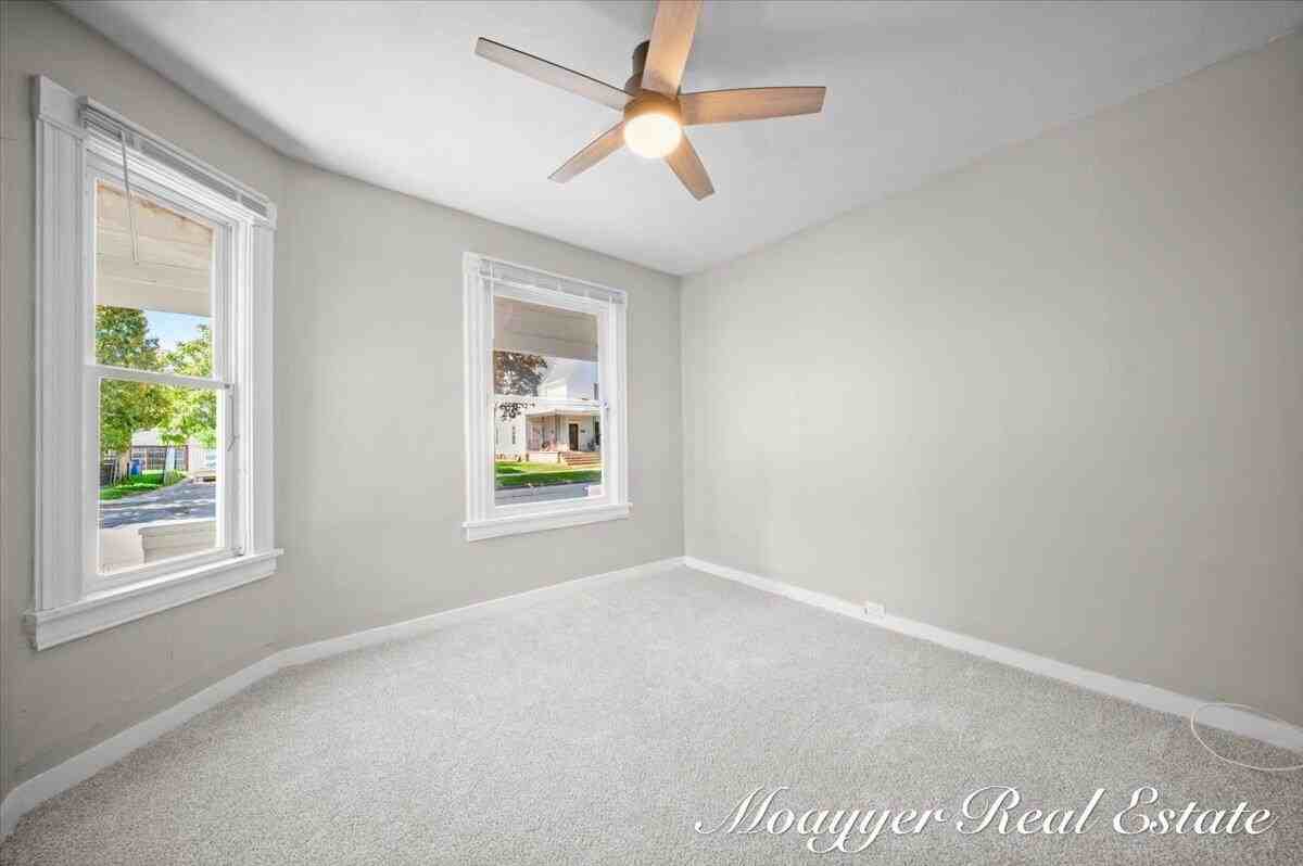 1108 Muskegon Ave Nw - Photo 7 of 27