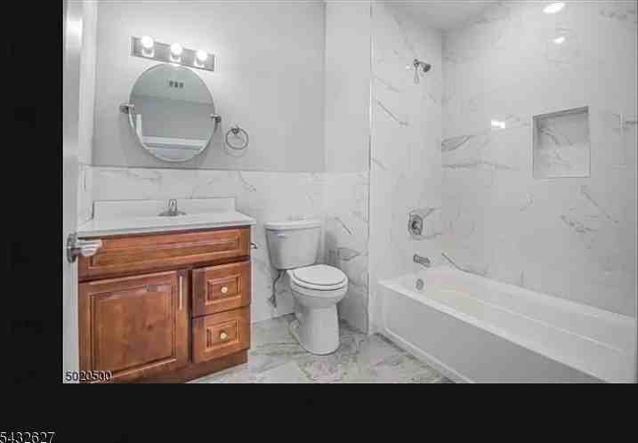 195 Ridge St - Photo 5 of 5