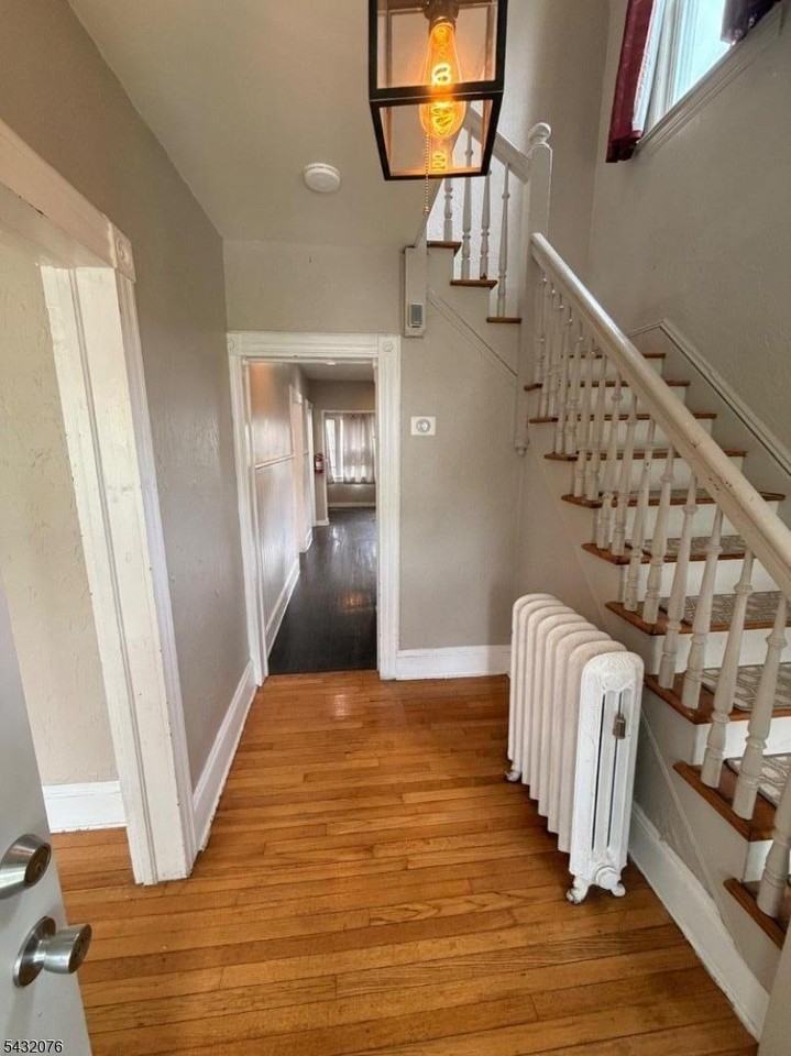 16 King Street - Photo 2 of 16
