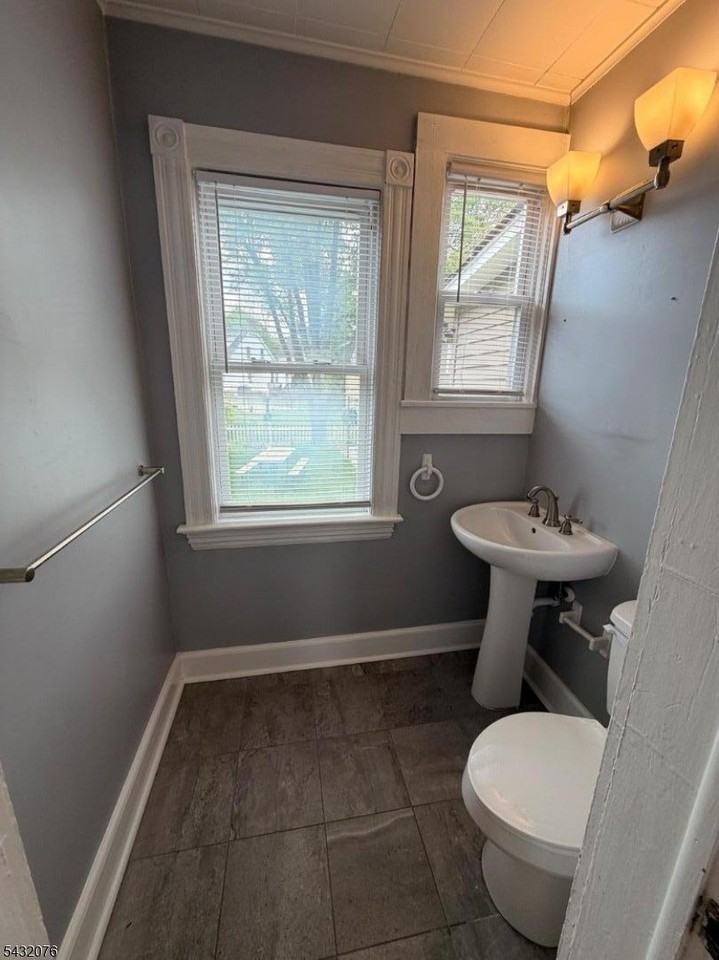 16 King Street - Photo 7 of 16