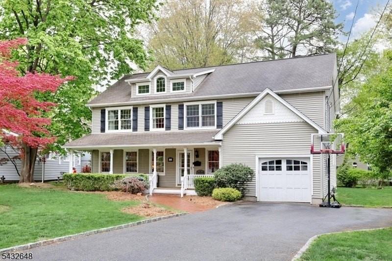 14 Chadwick Pl - Photo 2 of 42