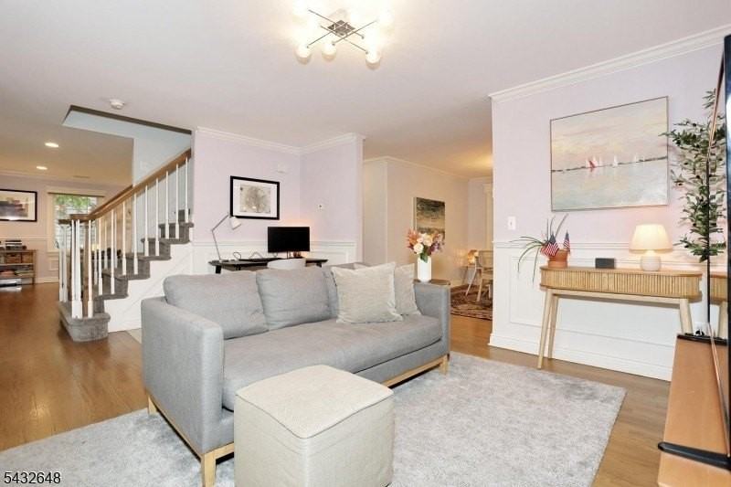 14 Chadwick Pl - Photo 6 of 42