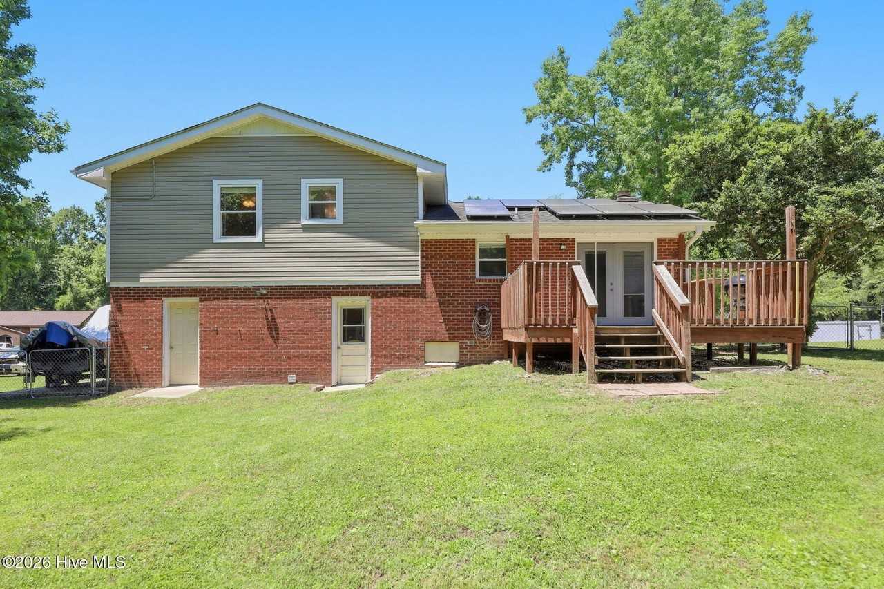 109 Stillbrook Ct - Photo 6 of 49