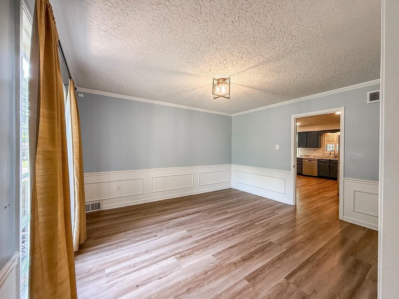 1695 Old Mill Rd - Photo 6 of 19