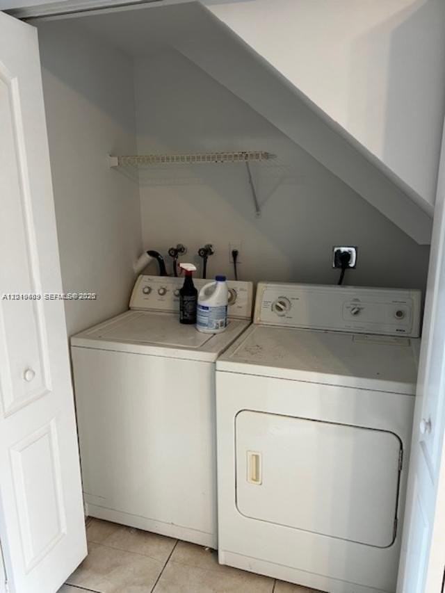 110 Sw 109th Ave #2 - Photo 5 of 19