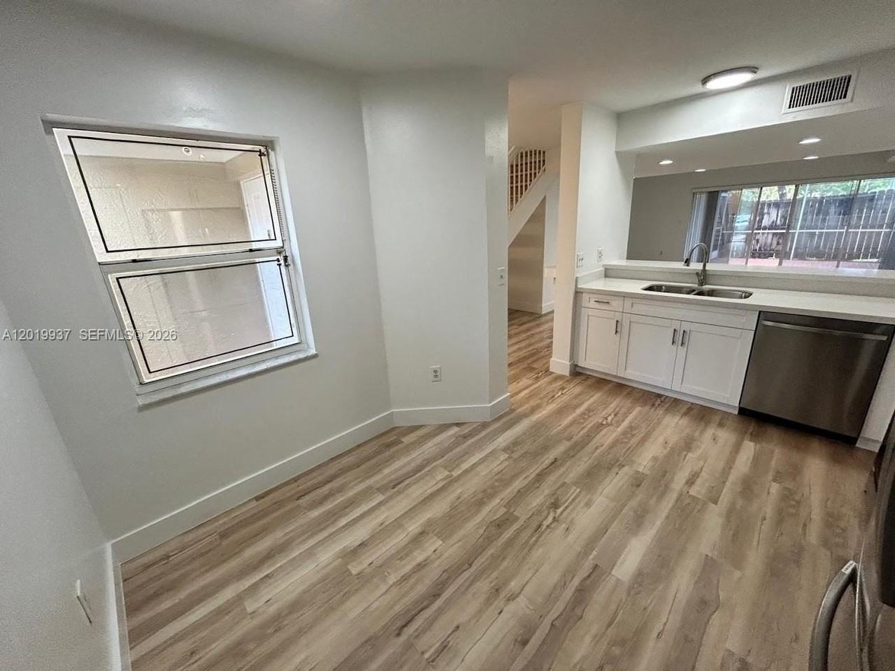 1325 Nw 124th Ave #1325 - Photo 6 of 27