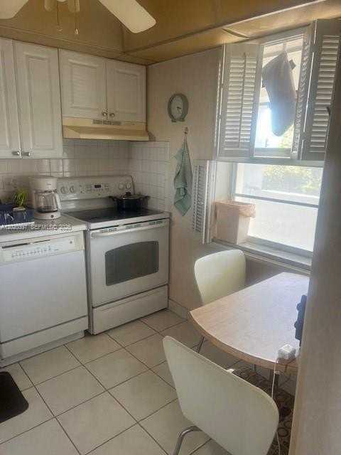 7797 Golf Circle Dr #310 - Photo 7 of 19