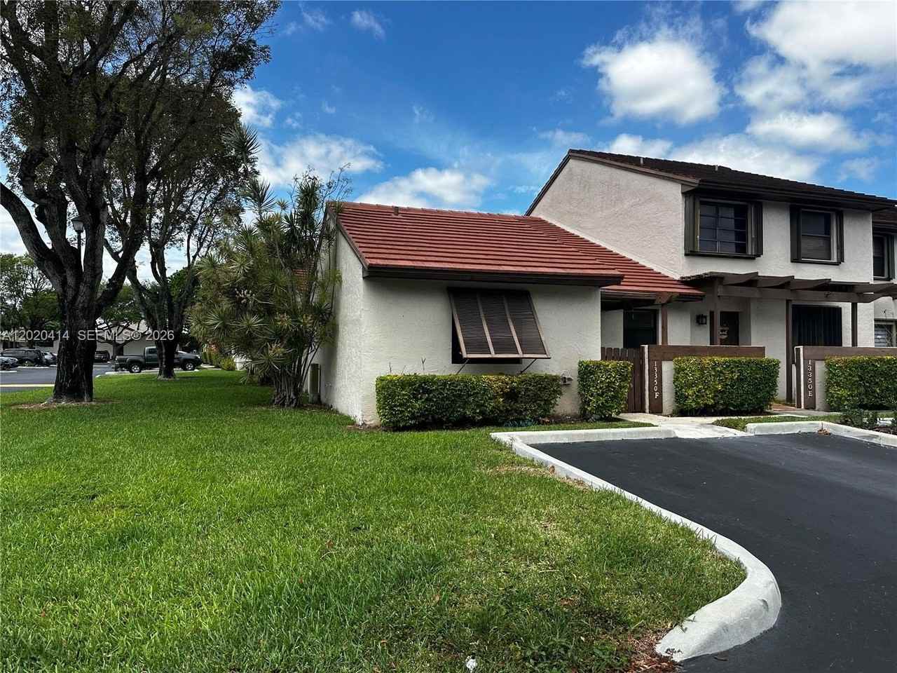 13350 Sw 88th Ter #F - Photo 3 of 24