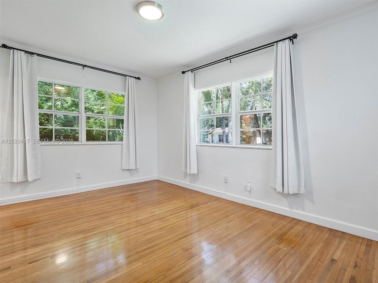 731 Sistina Ave #0 - Photo 6 of 50
