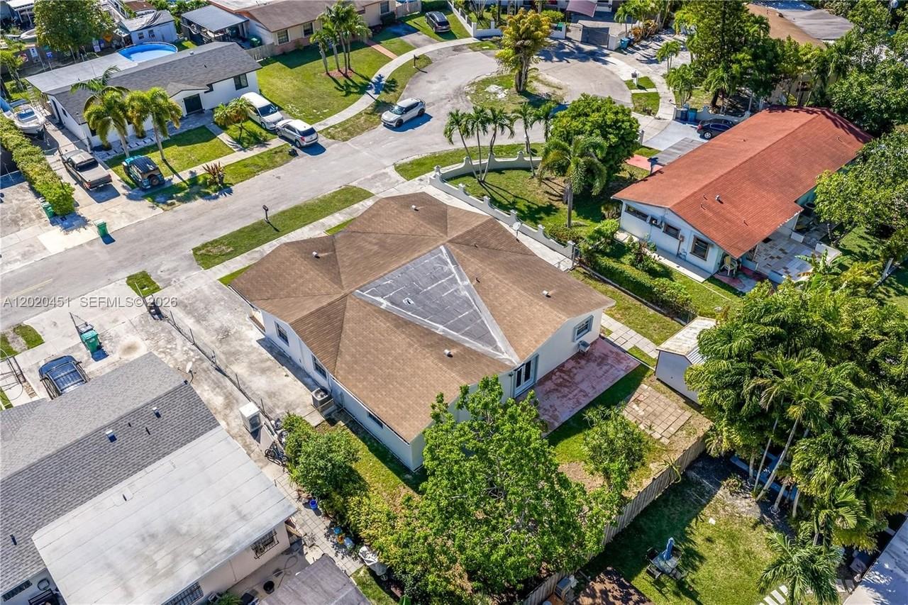 30323 Sw 152nd Pl - Photo 2 of 35