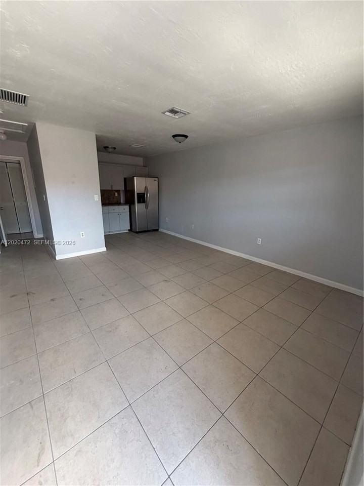 2924 Nw 132nd Ter #3 - Photo 3 of 12