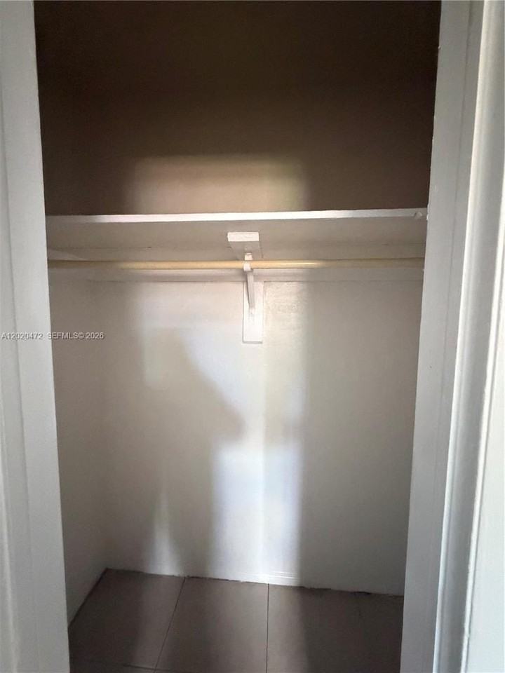 2924 Nw 132nd Ter #3 - Photo 6 of 12