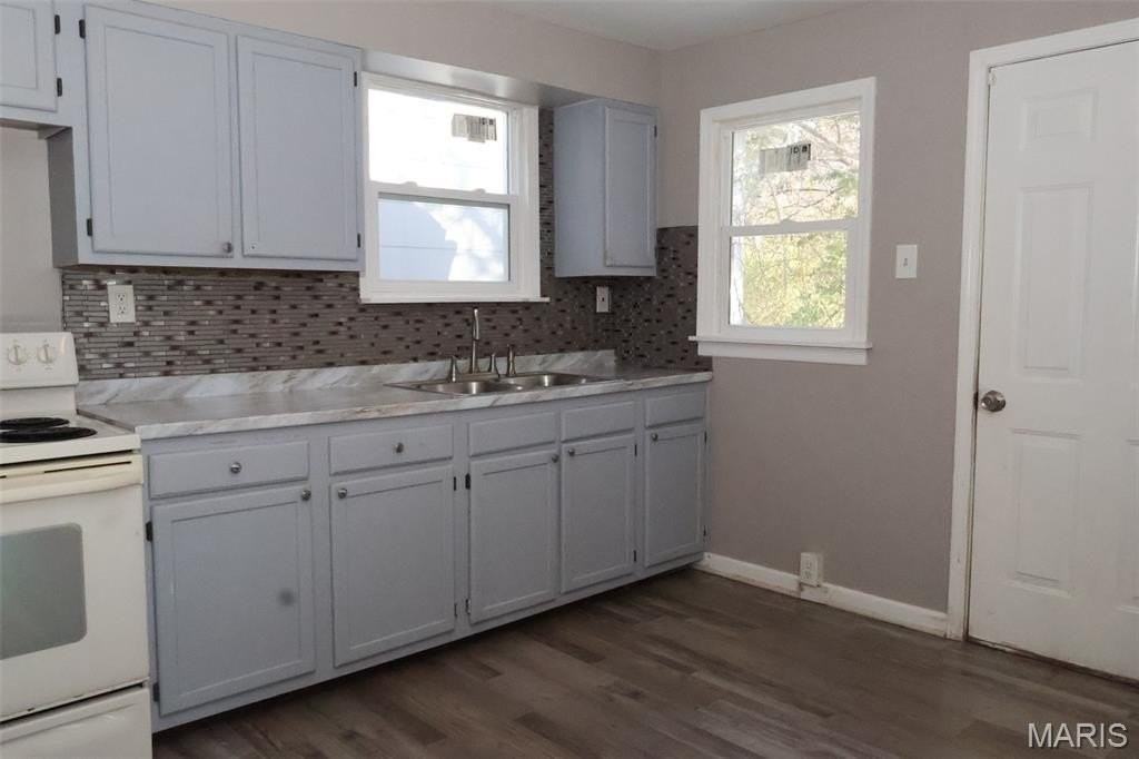 5460 Hamilton Ave - Photo 6 of 18