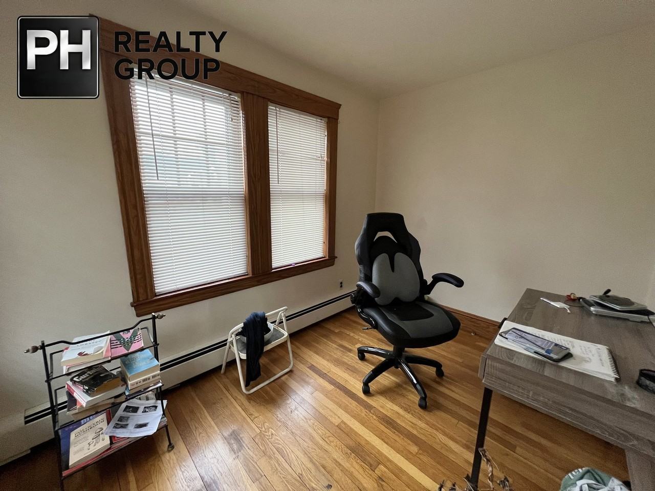 385 Arlington St #1 - Photo 4 of 8