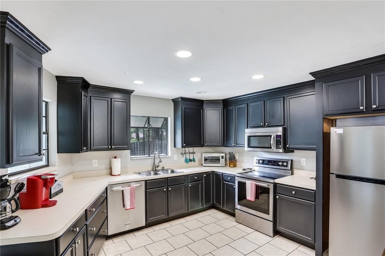 1826 Sw 80th Dr - Photo 5 of 22