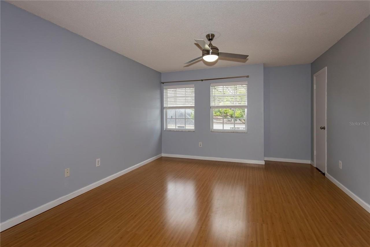 317 E Amelia St #8 - Photo 4 of 13