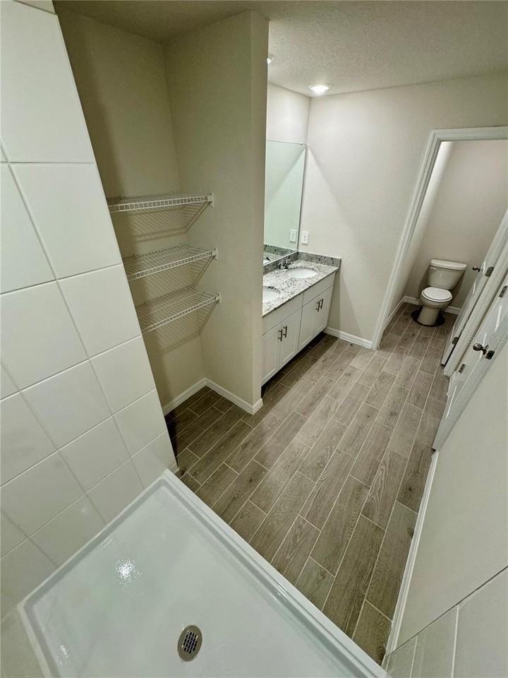 7618 Momentum Pkwy - Photo 6 of 6