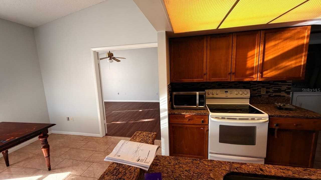 1428 Skybolt Ct #26 - Photo 5 of 15