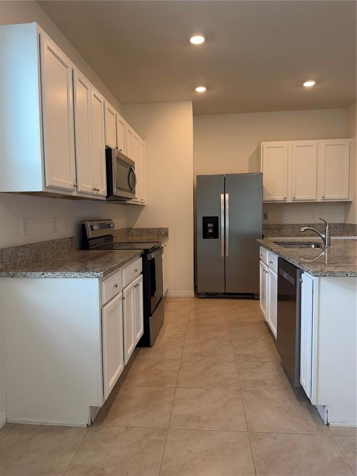 1440 Plank Pl - Photo 6 of 30