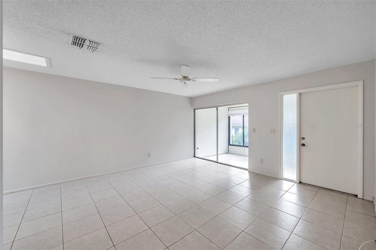 2291 Shelly Dr #D - Photo 6 of 41