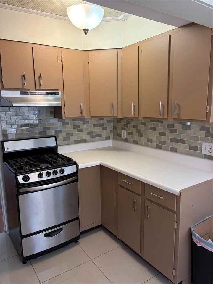 3844 Burlington Ave N - Photo 5 of 20