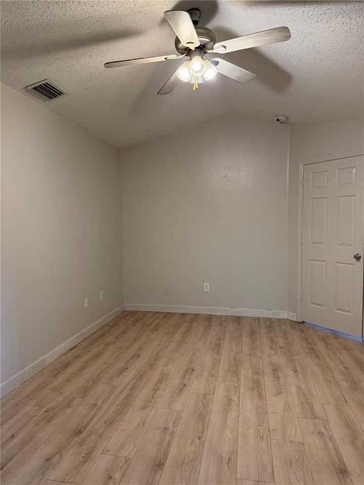 6623 Summer Haven Dr - Photo 2 of 18
