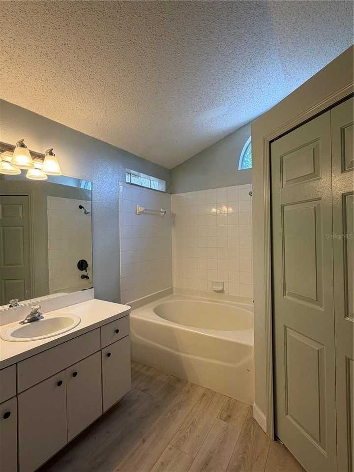 6623 Summer Haven Dr - Photo 3 of 18