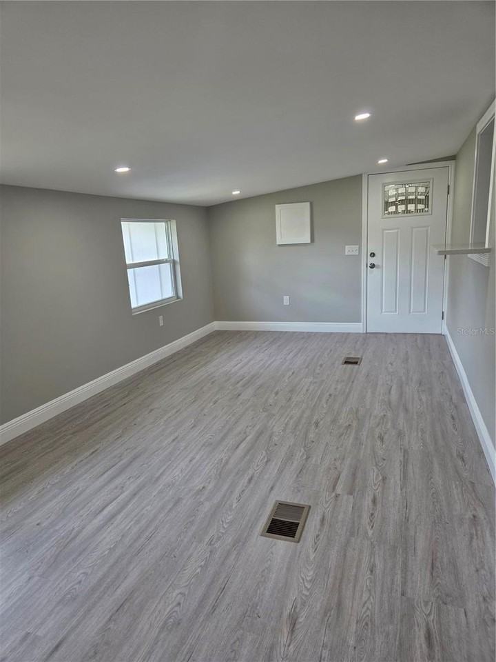 7503 Shorter Rd - Photo 6 of 21