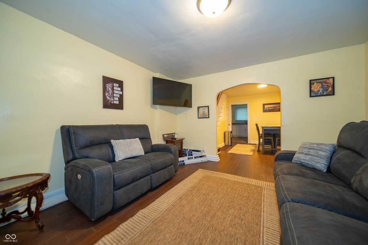 5446 N College Ave - Photo 5 of 25