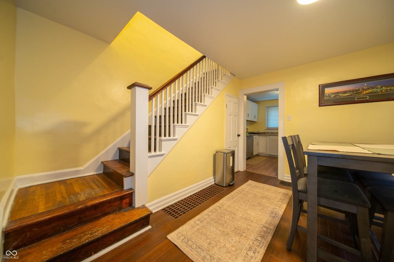 5446 N College Ave - Photo 7 of 25