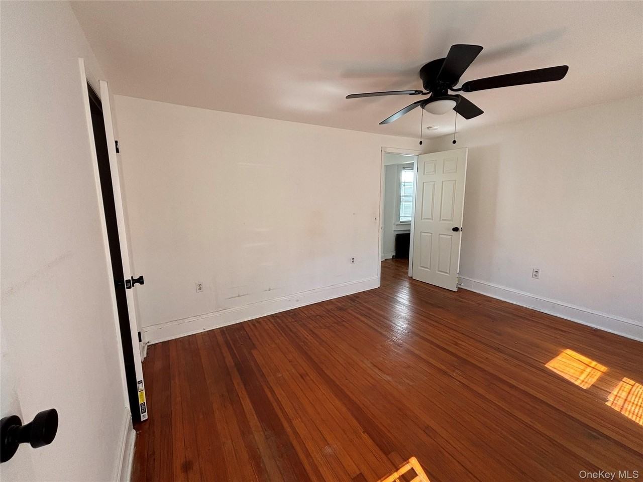 16 Mansion St - Photo 7 of 22