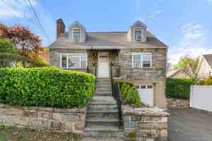 featured image of 17 Terrace Ave