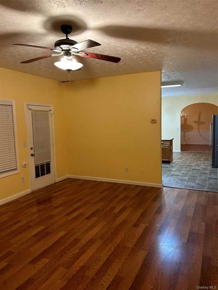 60 Parc Ct - Photo 2 of 25