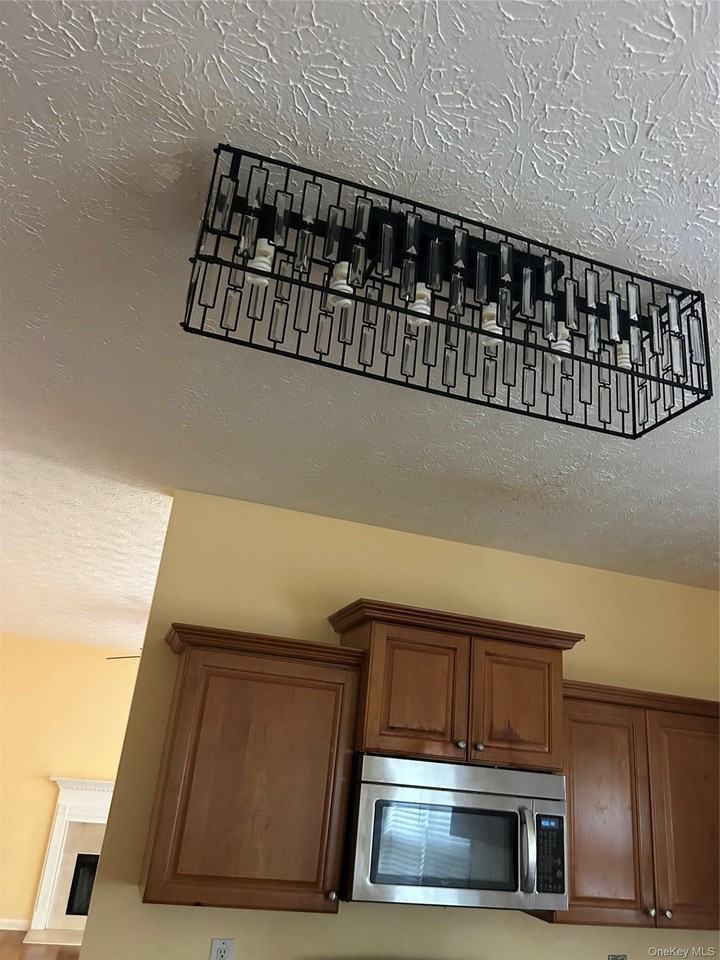 60 Parc Ct - Photo 7 of 25
