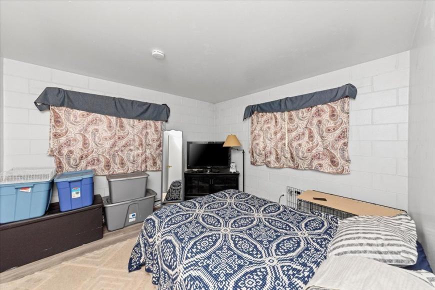 300 Marlene Ct - Photo 5 of 9