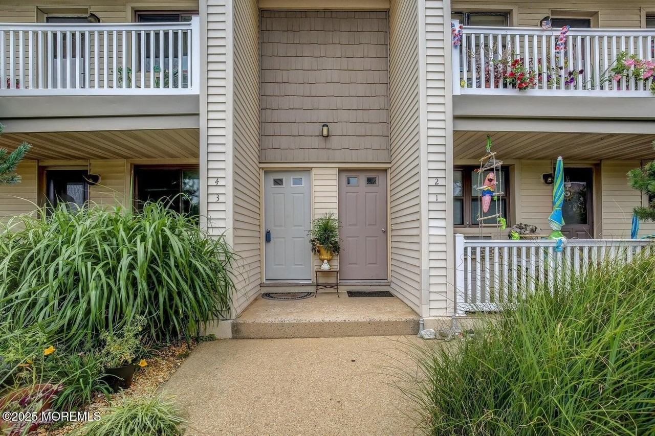 3 Wharfside Dr - Photo 4 of 30