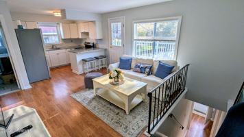 featured image of 433 Garfield Ln