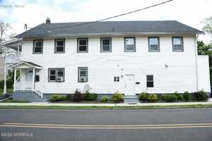 featured image of 101 Anelve Ave #5