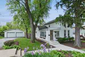 featured image of 634 E 5th Ave