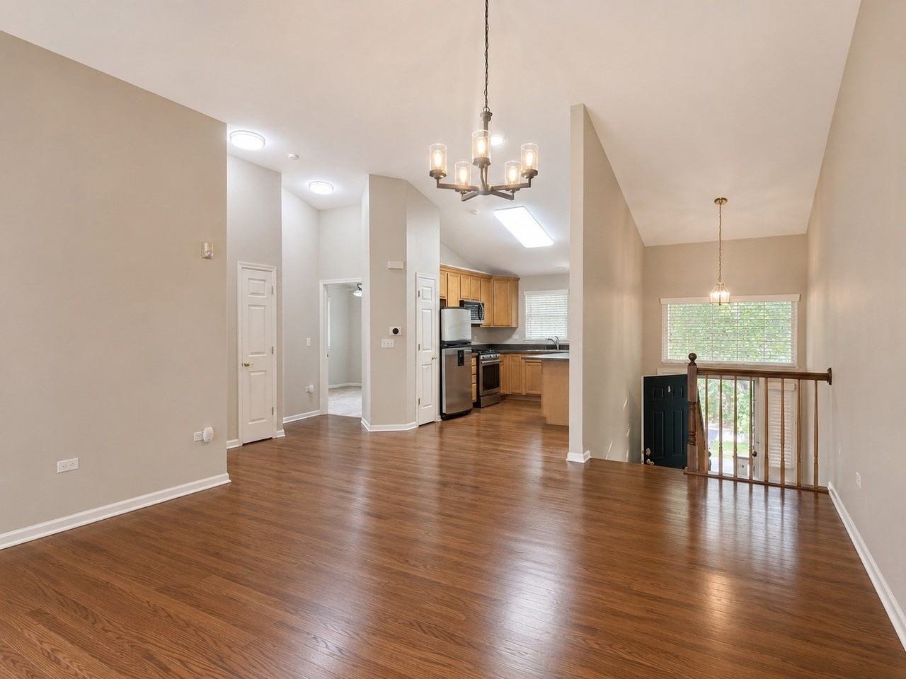 3159 Saganashkee Ln - Photo 2 of 15