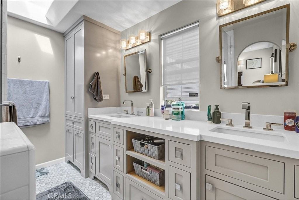 2740 Highland Way - Photo 7 of 17