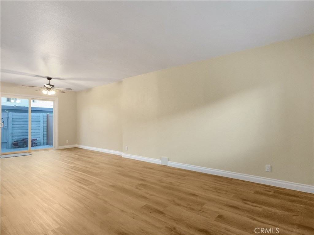 19901 Sheffield Ln - Photo 3 of 16