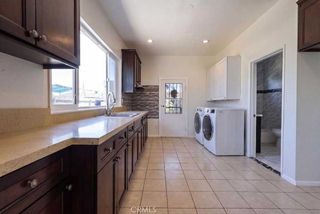 132 N Ditman Ave - Photo 6 of 13