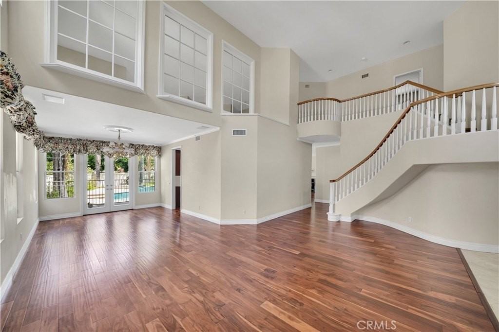 33 Arbusto - Photo 3 of 41
