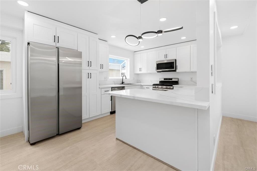 603 Jasmine Ave #1-2 - Photo 4 of 15