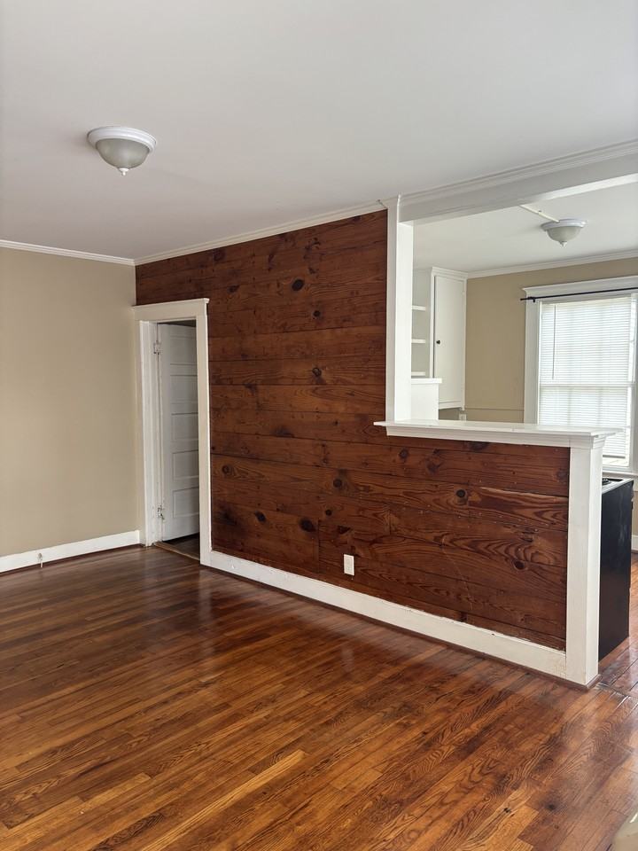 157 E State St #157-1 - Photo 4 of 7