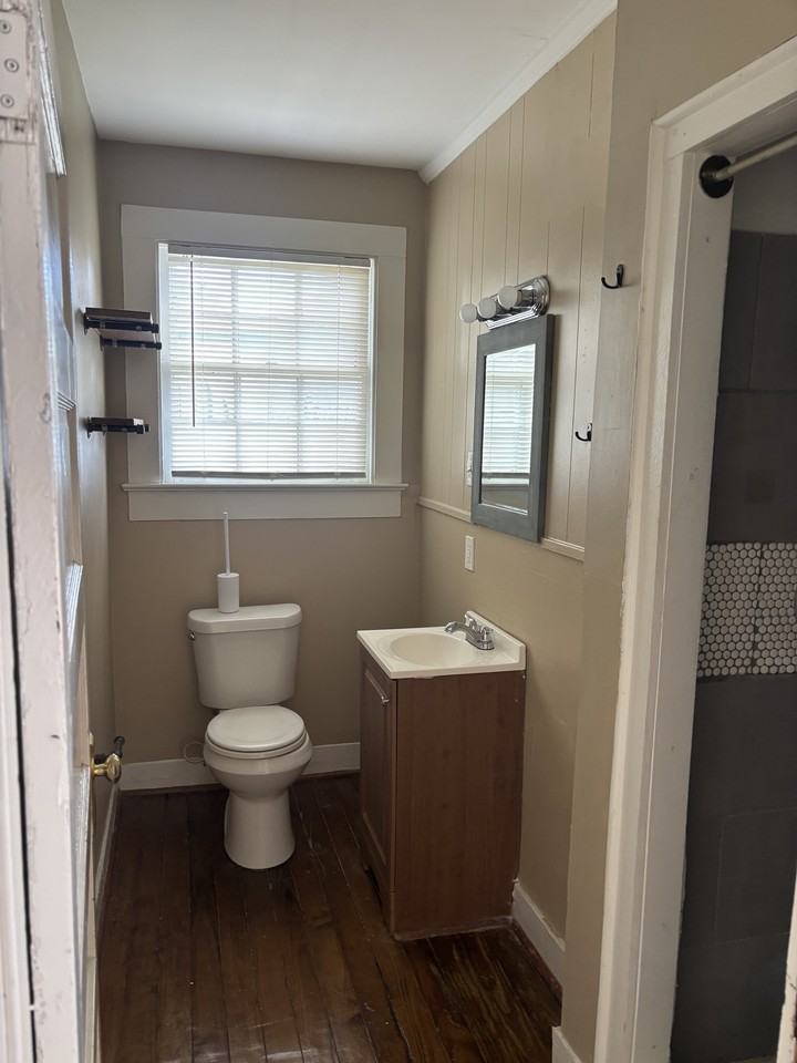 157 E State St #157-1 - Photo 7 of 7