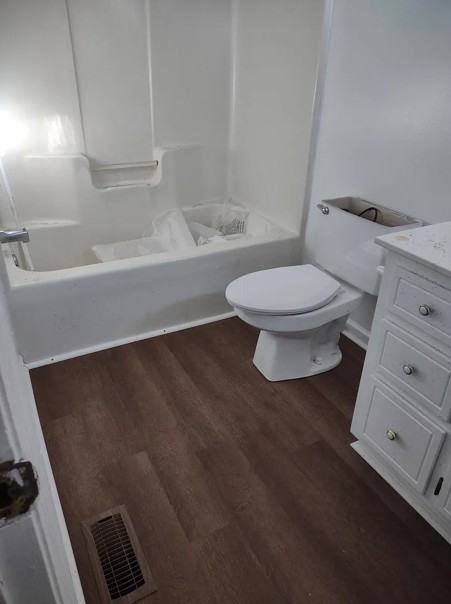 219 Lake St #1 - Photo 4 of 9