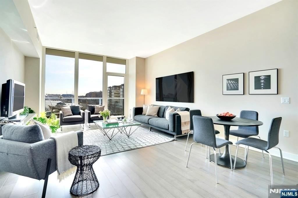 1200 Avenue At Port Imperial 417 - Photo 3 of 26