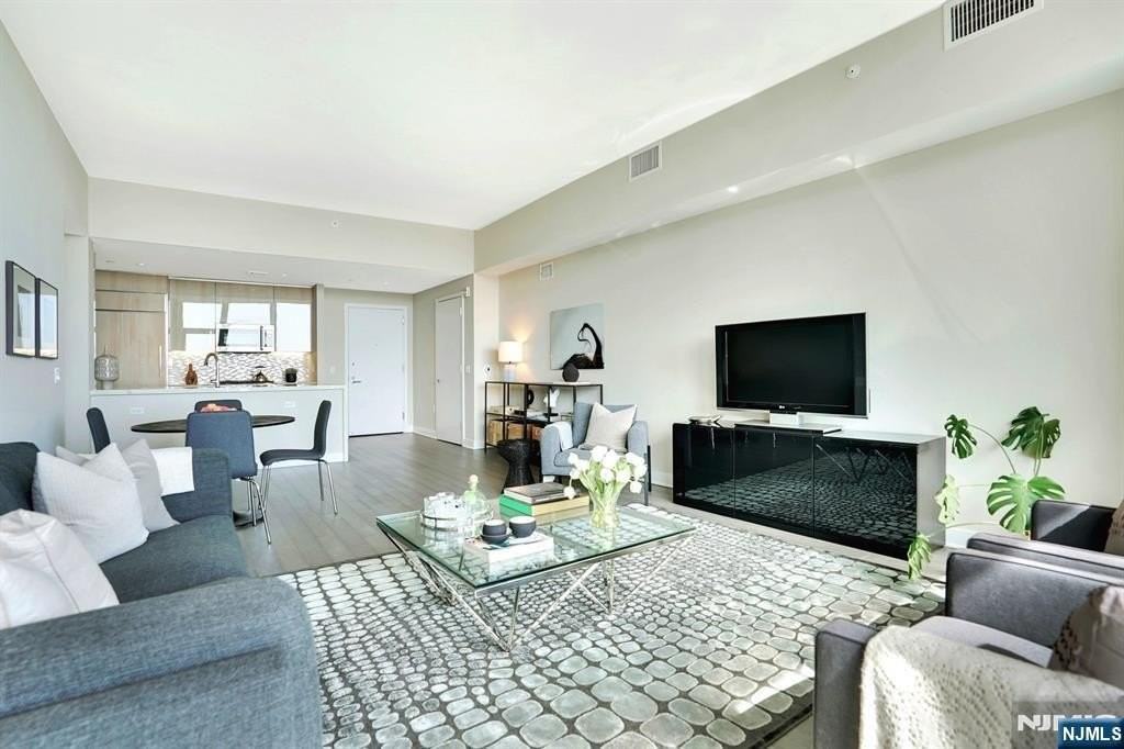 1200 Avenue At Port Imperial 417 - Photo 4 of 26